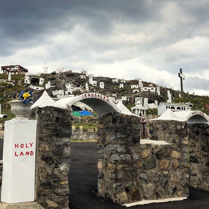 34 Abandoned Places You Probably Will Never Want To Visit