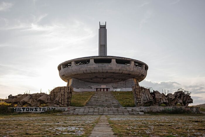 34 Abandoned Places You Probably Will Never Want To Visit