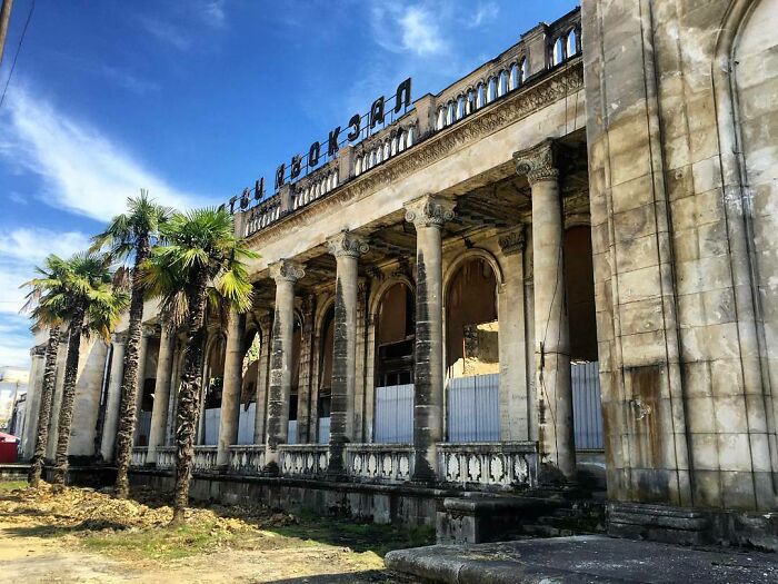34 Abandoned Places You Probably Will Never Want To Visit
