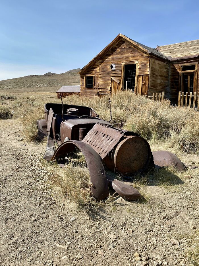 34 Abandoned Places You Probably Will Never Want To Visit