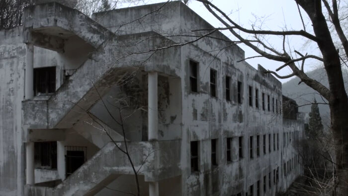 34 Abandoned Places You Probably Will Never Want To Visit