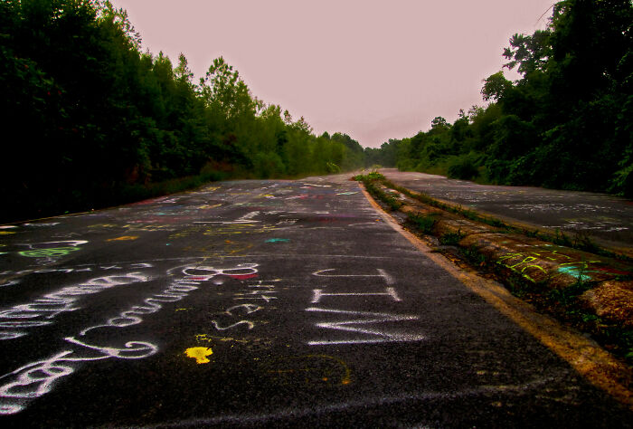 34 Abandoned Places You Probably Will Never Want To Visit