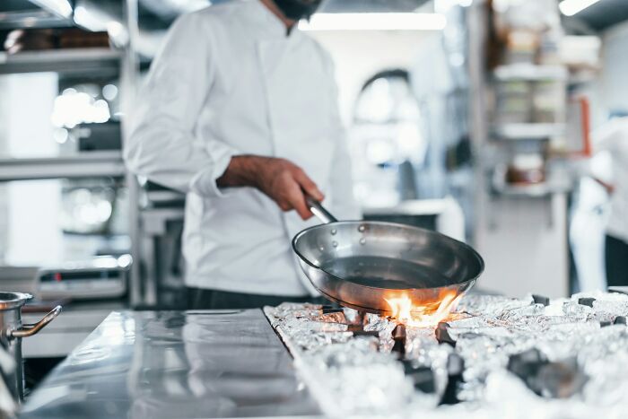 &#8220;He Didn&#8217;t Show Up&#8221;: 96 People Share The Fastest Ways They’ve Ever Seen Someone Get Fired