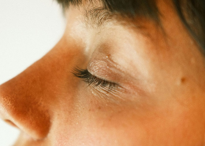 &#8220;I Sneeze When I Get Turned On&#8221;: These Weird Body Quirks Prove That The Human Body Is Fascinating