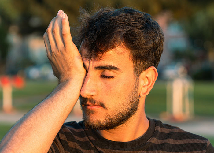 &#8220;I Sneeze When I Get Turned On&#8221;: These Weird Body Quirks Prove That The Human Body Is Fascinating