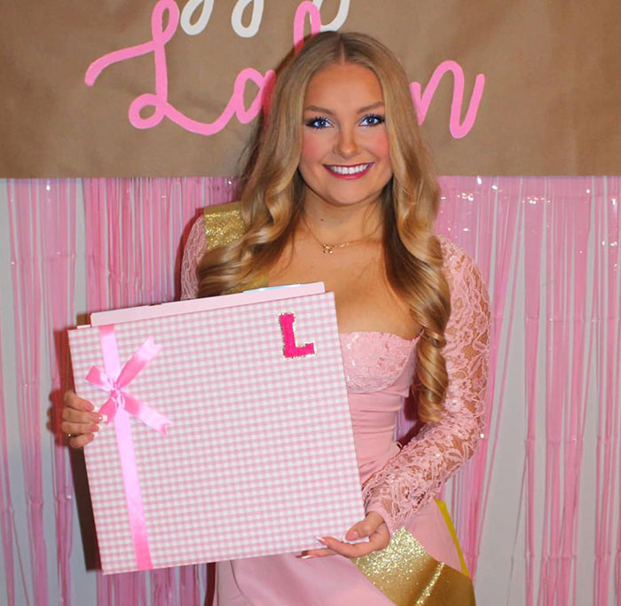 Cheerleader Drops Out After Baby Found Stuffed In Closet As Ex-Boyfriend Forced To Give DNA