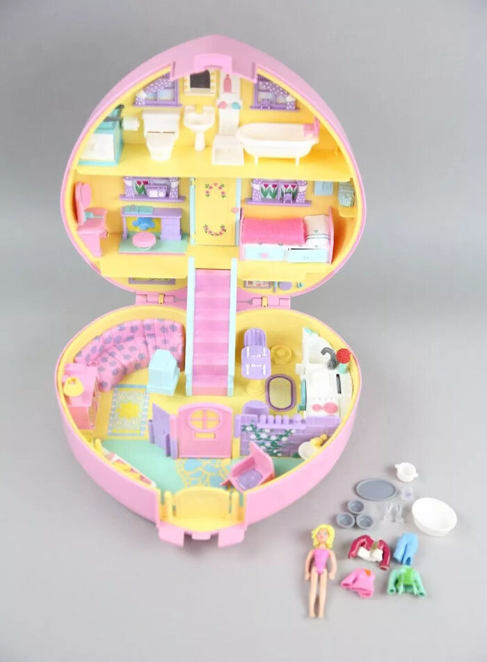 28 Toys That Seemed Ordinary Back In The Day, But Are Now Worth A Fortune