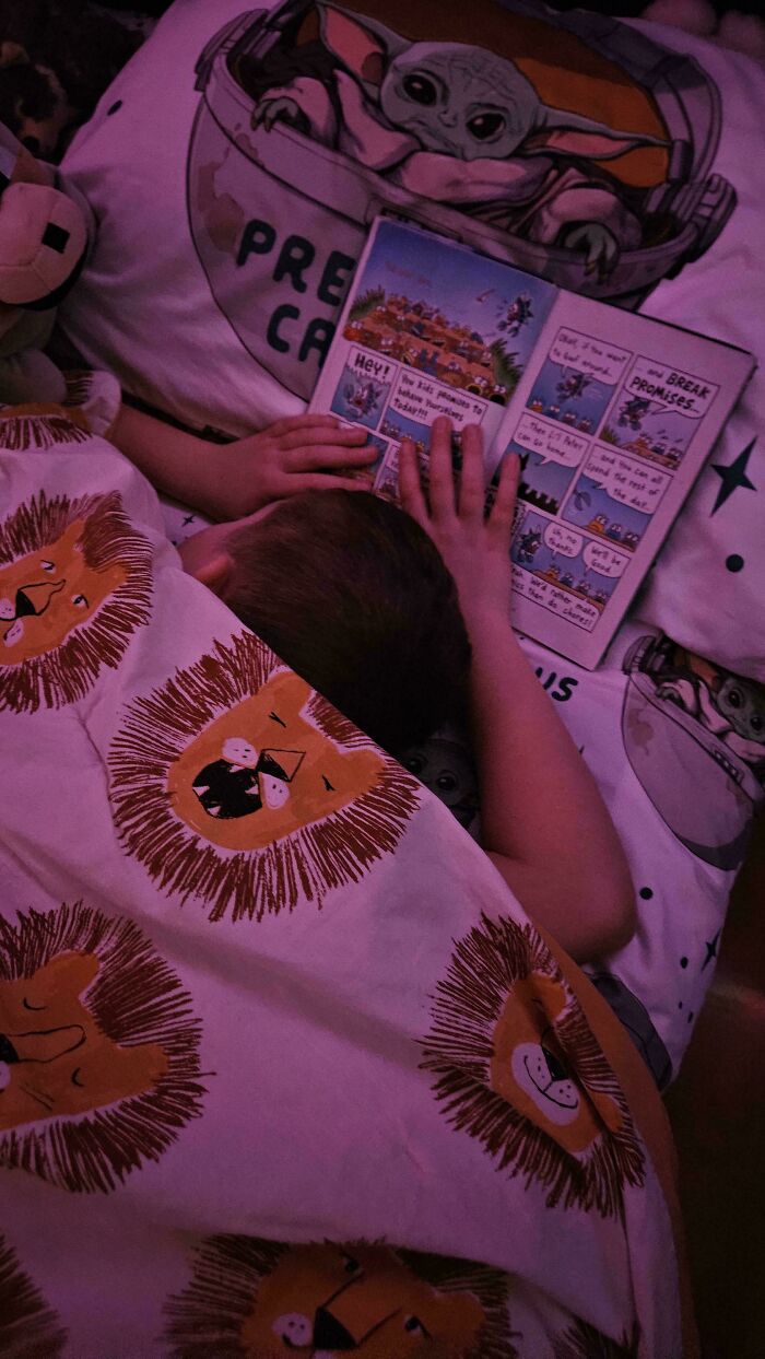 98 Wholesome Photos Showing Dads Doing Their Best Parenting Moments (New Pics)