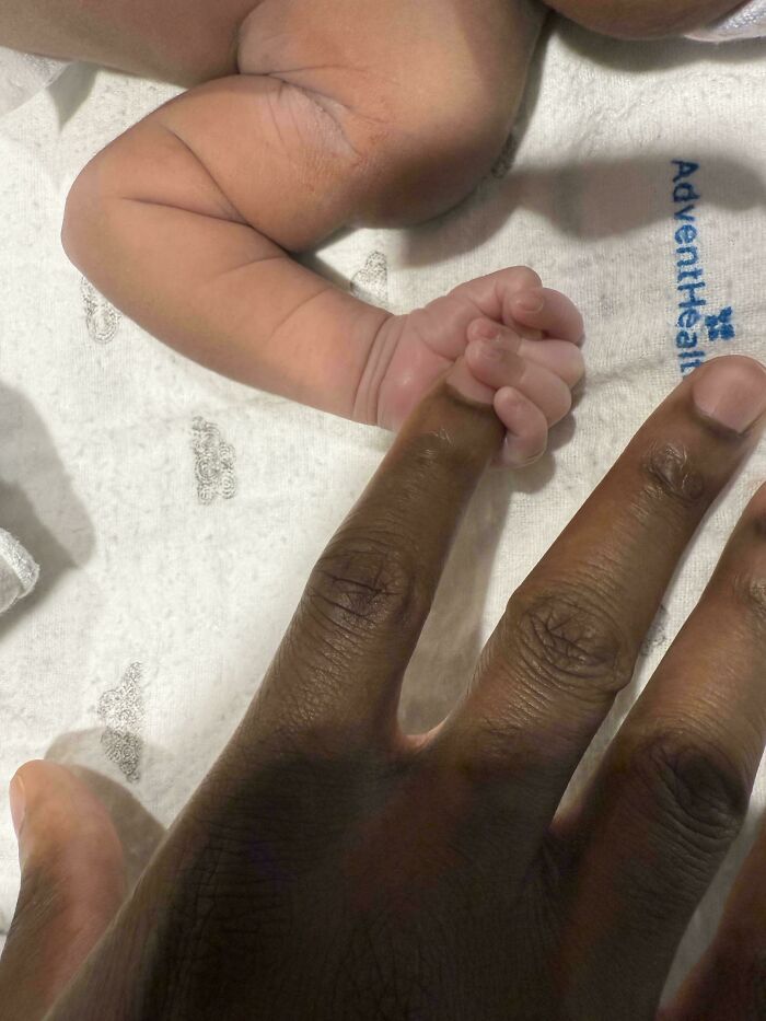 98 Wholesome Photos Showing Dads Doing Their Best Parenting Moments (New Pics)