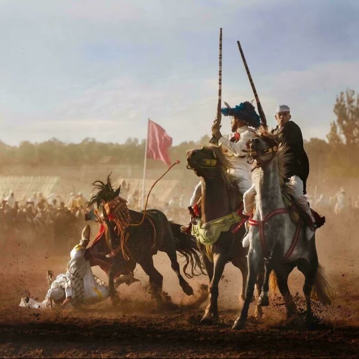 141 Beautiful &#8220;Accidental Renaissance&#8221; Photos That Could Hang In A Museum (New Pics)