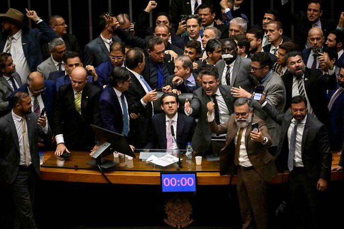 141 Beautiful &#8220;Accidental Renaissance&#8221; Photos That Could Hang In A Museum (New Pics)