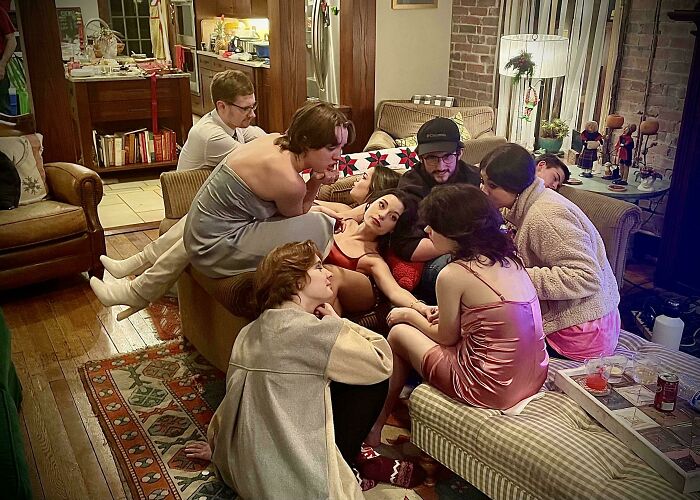 141 Beautiful &#8220;Accidental Renaissance&#8221; Photos That Could Hang In A Museum (New Pics)