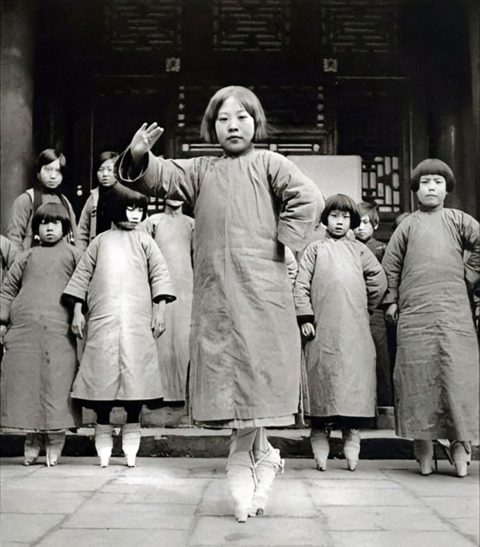 83 Historical Photos That Are Too Weird, Wild, Or Wonderful To Be Forgotten