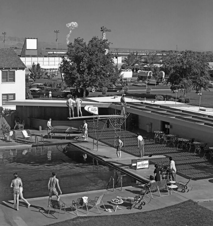 83 Historical Photos That Are Too Weird, Wild, Or Wonderful To Be Forgotten