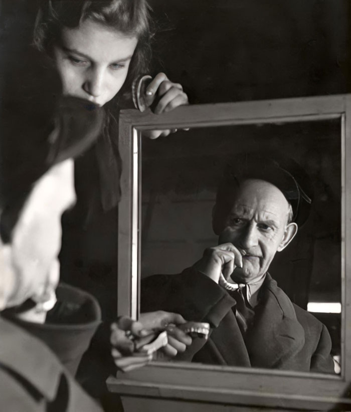 83 Historical Photos That Are Too Weird, Wild, Or Wonderful To Be Forgotten