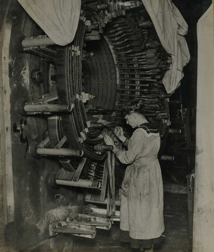 83 Historical Photos That Are Too Weird, Wild, Or Wonderful To Be Forgotten