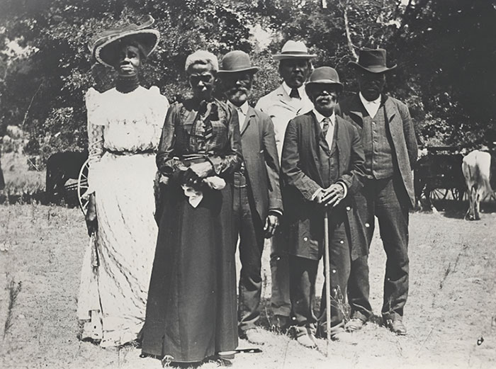 83 Historical Photos That Are Too Weird, Wild, Or Wonderful To Be Forgotten