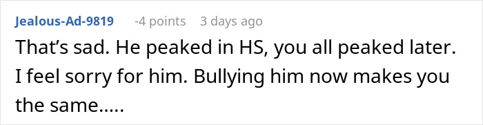 “I Have No Idea Who You Are”: Man Crushes Former Bully’s Ego At Class Reunion 25 Years Later