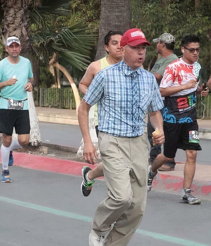 48 Times Wearing A Uniform Was More Funny Than Impressive