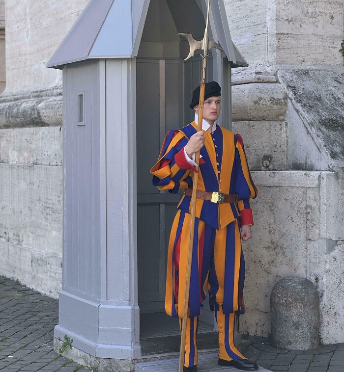48 Times Wearing A Uniform Was More Funny Than Impressive