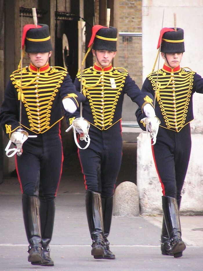 48 Times Wearing A Uniform Was More Funny Than Impressive