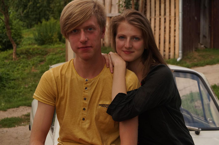 Teen Exposes Sister’s 24YO BF For Misconduct, Sister Calls Her Jealous, Teen Delivers Proof