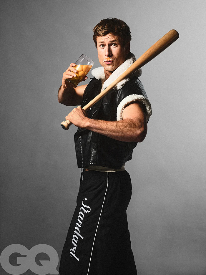 &#8220;Didn&#8217;t Skip Leg Day&#8221;: People Can’t Stop Talking About Glen Powell’s Jaw-Dropping GQ Shoot
