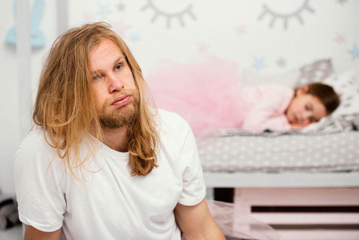 Woman Livid By Roommie&#8217;s Audacity to Let His GF&#8217;s 5YO Sleep In Her Bed, Confronts Him, Drama Ensues