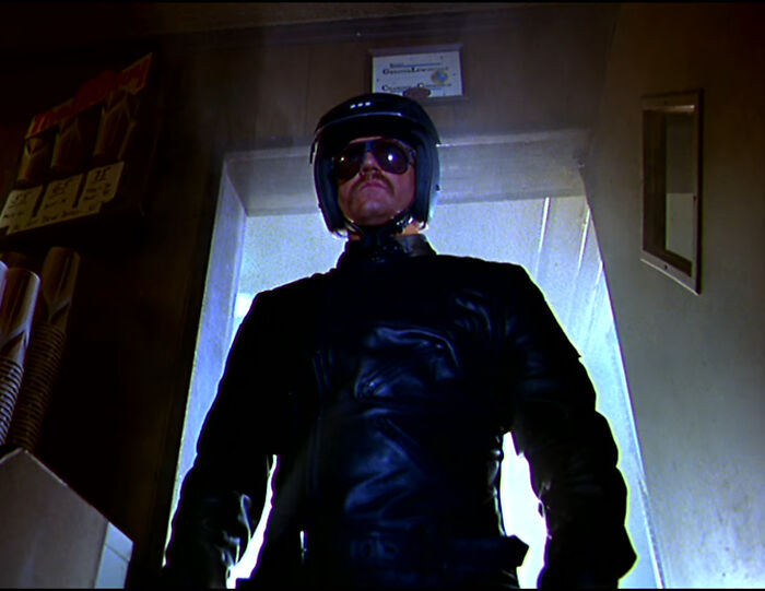25 Bad Movies That Went So Low That They Actually Went Down In History
