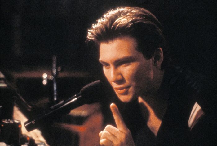 31 Iconic Photos Of Actors Who Were The Ultimate Heartthrobs Of Their Time