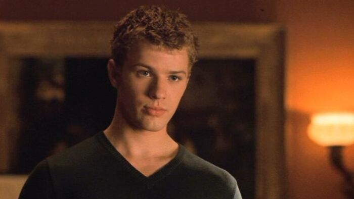 31 Iconic Photos Of Actors Who Were The Ultimate Heartthrobs Of Their Time
