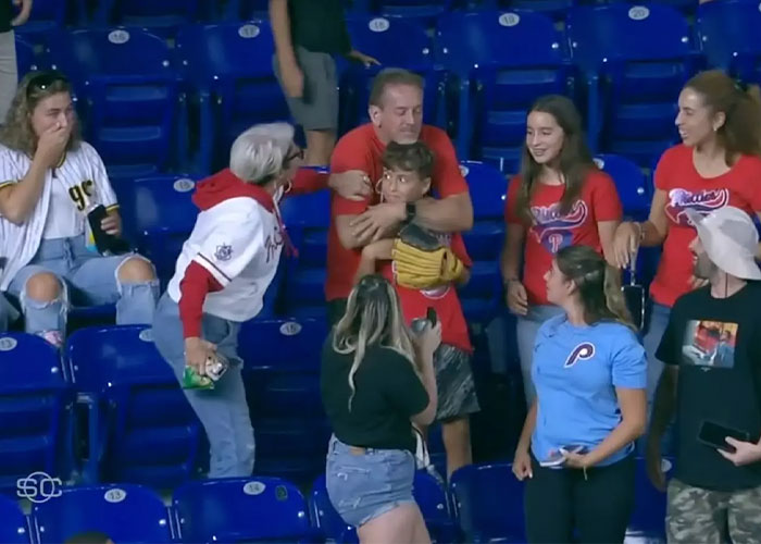 Dad Explains &#8220;Vulgar&#8221; Confrontation With Viral &#8216;Phillies Karen&#8217; Over MLB Ball