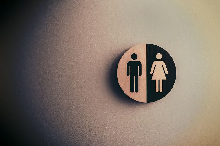 &#8220;Maybe If You Hadn&#8217;t Boned Our Son’s Girlfriend&#8221;: 111 Crazy Stories Servers Overheard