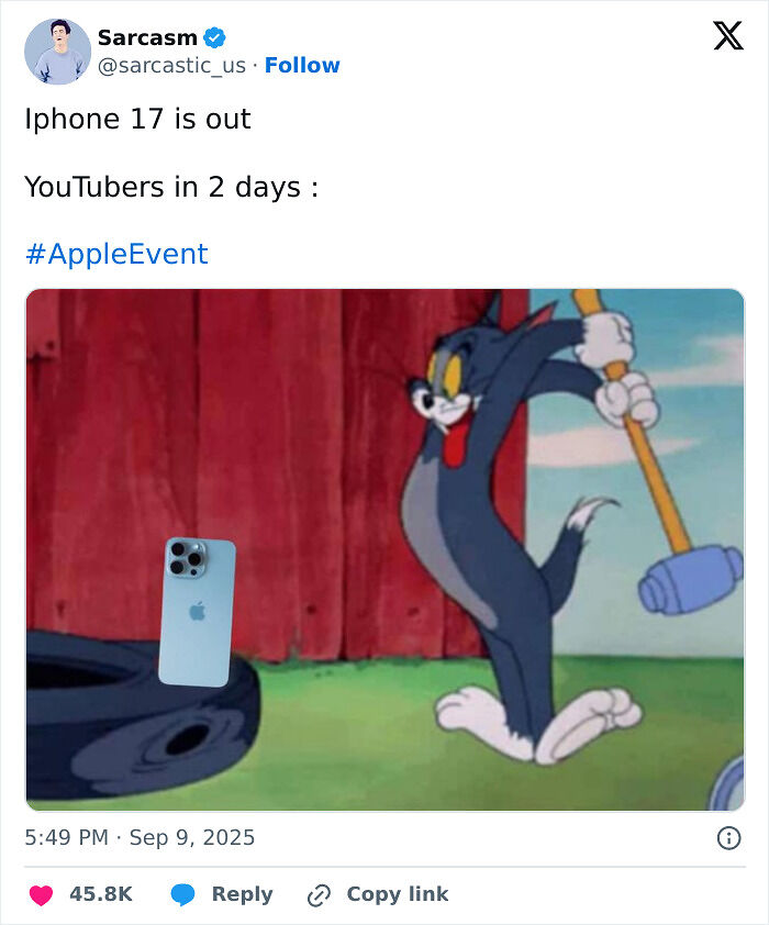 The Memes Are Back Better Than Ever With The Latest iPhone Launch, Here Are 12 Of The Funniest