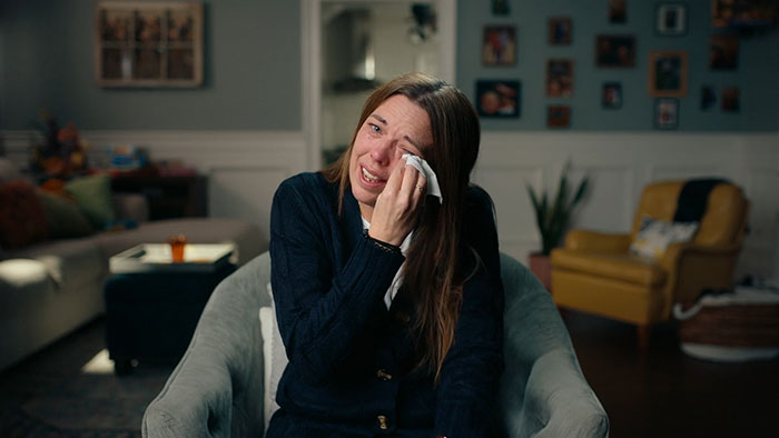 Expert Answers The &#8220;Million-Dollar Question&#8221; About Why Mom Secretly Bullied Teen Daughter