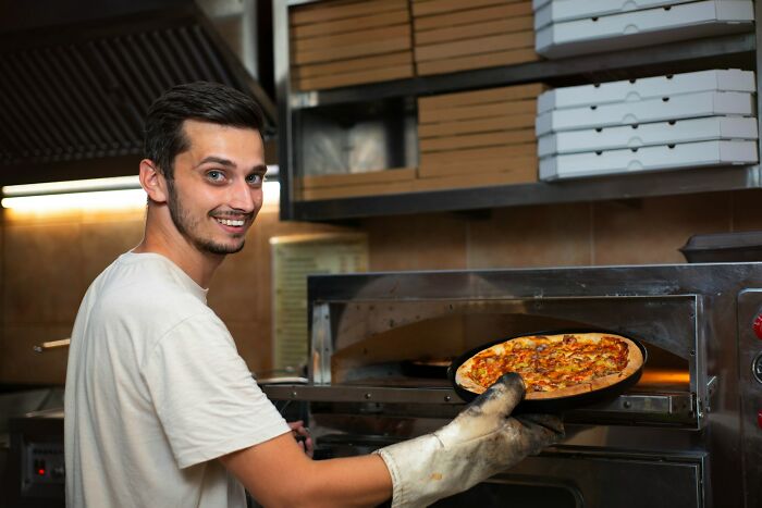 52 Unholy Health Violations In Restaurants That Inspectors Had The Unfortune To Witness