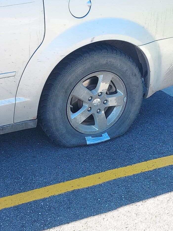 69 Times Car Mechanics Had To Take Pics Of What They Were Dealing With So Others Would Believe Them