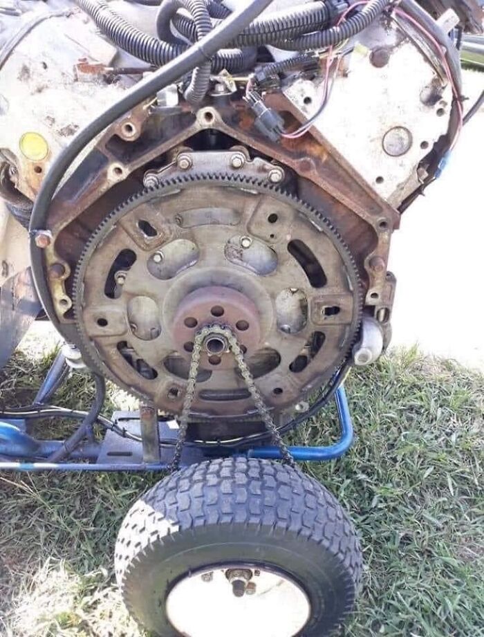 69 Times Car Mechanics Had To Take Pics Of What They Were Dealing With So Others Would Believe Them
