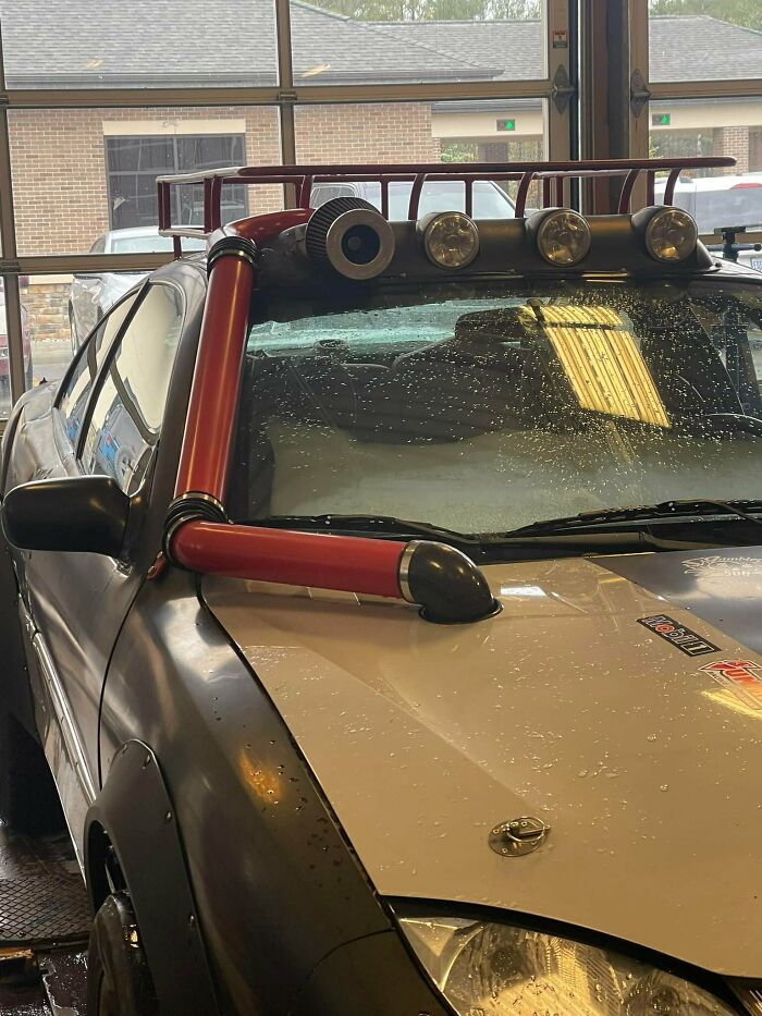 69 Times Car Mechanics Had To Take Pics Of What They Were Dealing With So Others Would Believe Them