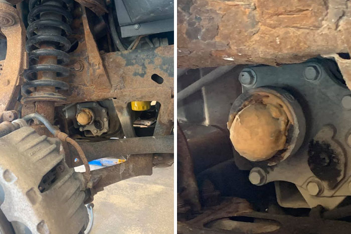 69 Times Car Mechanics Had To Take Pics Of What They Were Dealing With So Others Would Believe Them