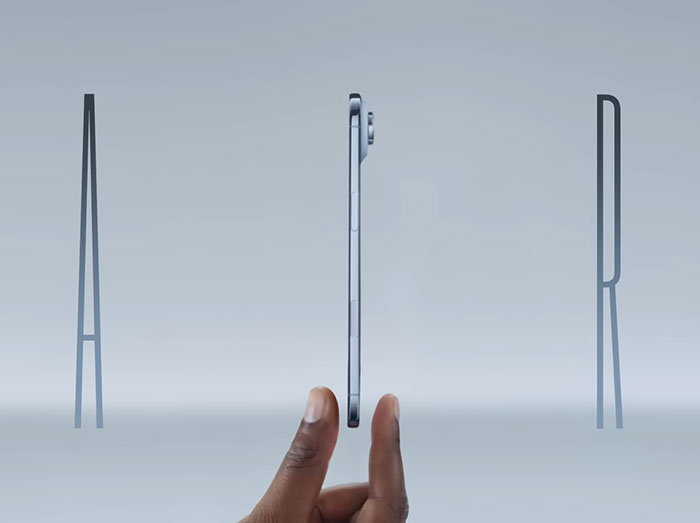Samsung Brutally Mocks New iPhone Hours After Apple Launches It, And Other Brands Join In