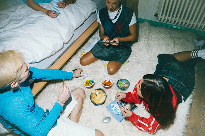 Man Gets The Last Laugh After His Roommate Complains About His Choice Of Loungewear