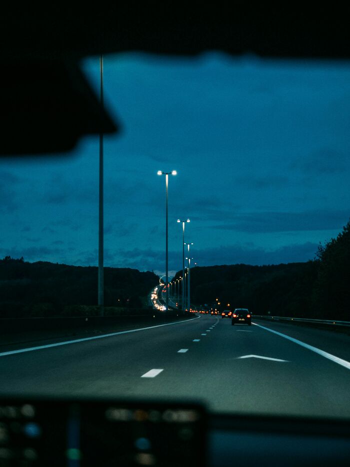 54 Times People Disappeared Without A Trace And Those Left Behind Were Truly Creeped Out