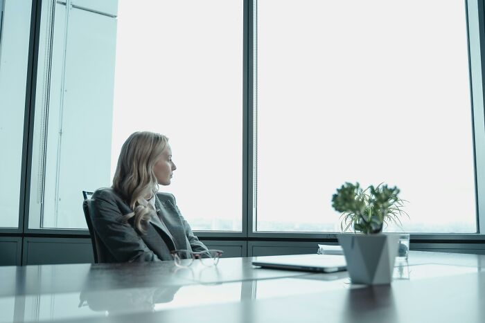 37 Subtle Ways Women Have Noticed Misogyny Creep Into Their Daily Lives
