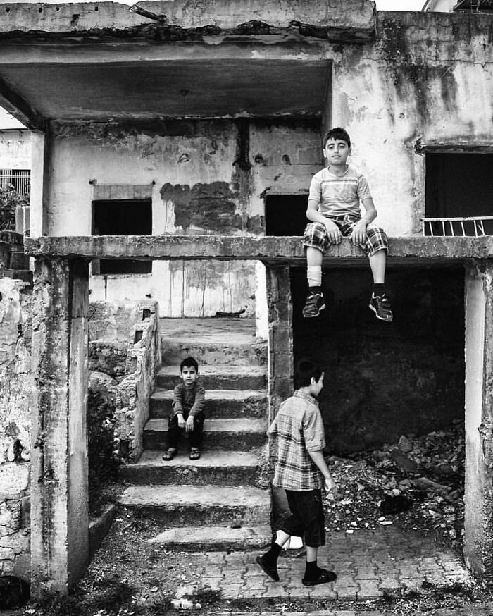 64 Honest Street Shots By This Turkish Photographer