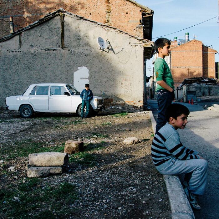 64 Honest Street Shots By This Turkish Photographer