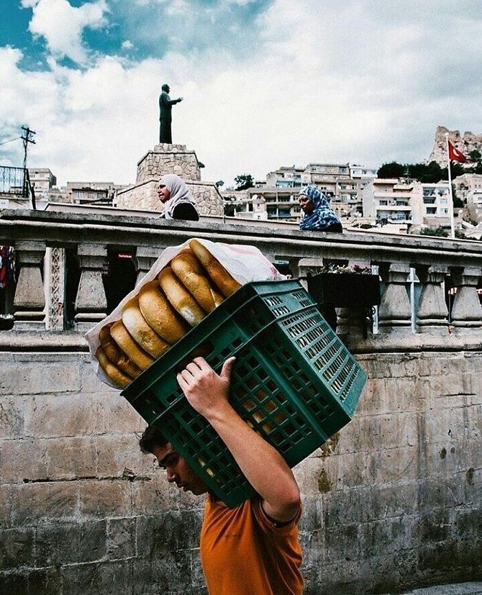 64 Honest Street Shots By This Turkish Photographer
