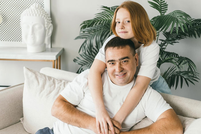 Mom Is Furious Ex Is Letting Stepdaughter Date And Have A “Love Nest” After Her Bio-Dad Said No