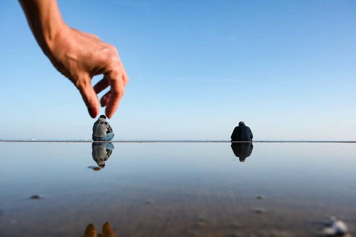 Photographer Melahat Ünel Captures 45 Candid Moments Where Timing Is Everything