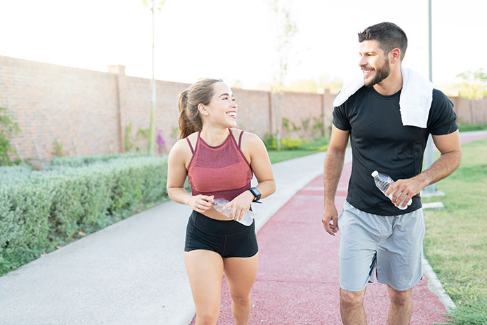 Woman Suspects Husband’s Evening Runs With Divorced Mom Are More Than Just Exercise
